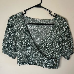 American Eagle Wrap Crop Top Womens Floral Green Puff Sleeve Smocked Medium
